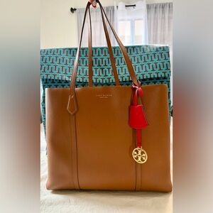 Tory Burch Perry Triple-Compartment tote